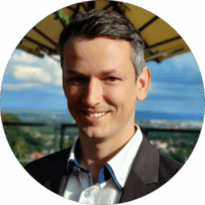 simon alban team profilbild rund